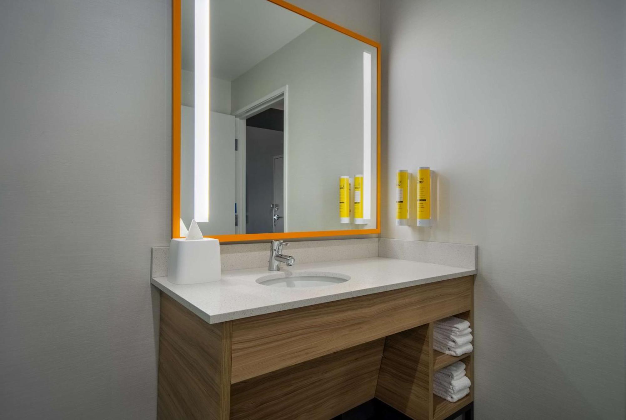 Tru By Hilton Merrillville Extérieur photo
